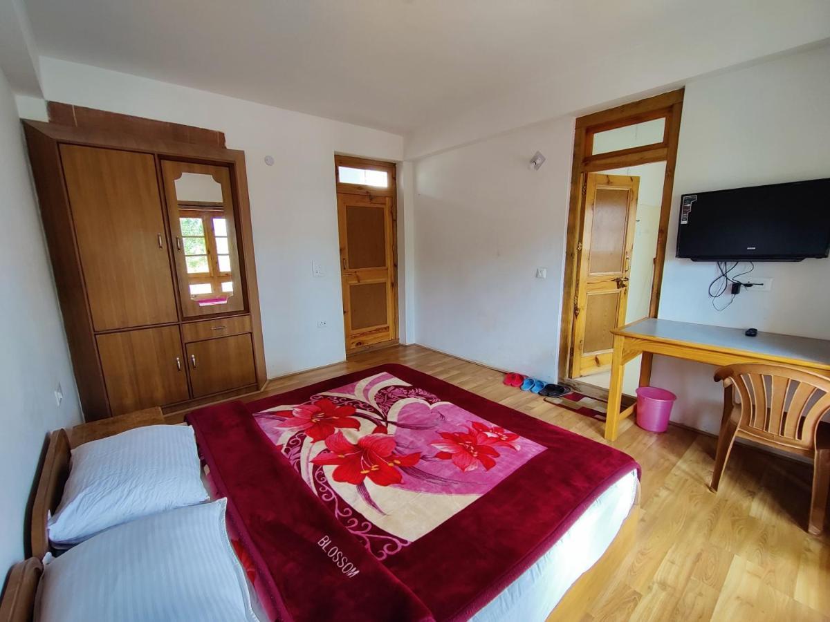 Jig Gyas Guest House 레 외부 사진